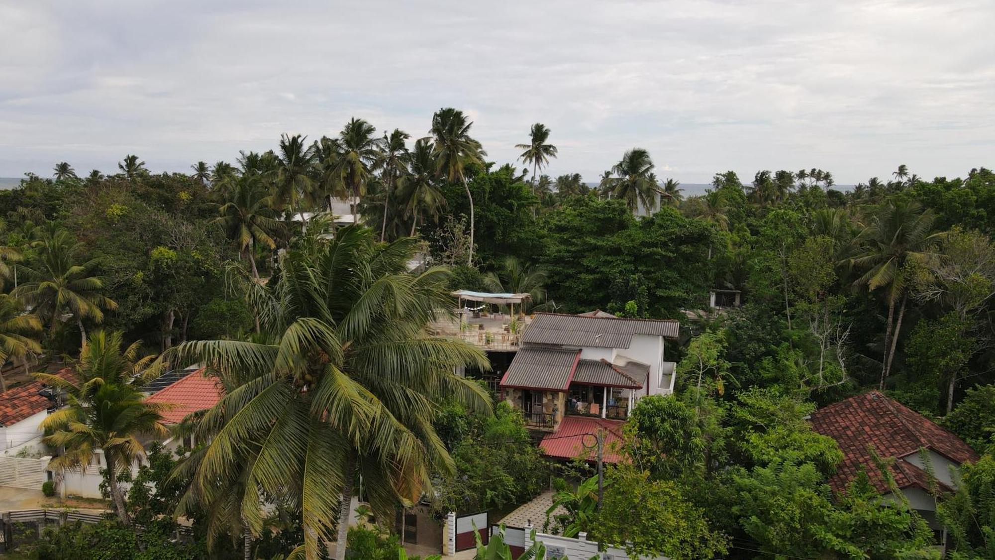 Passionfruit Homestay Matara Eksteriør bilde